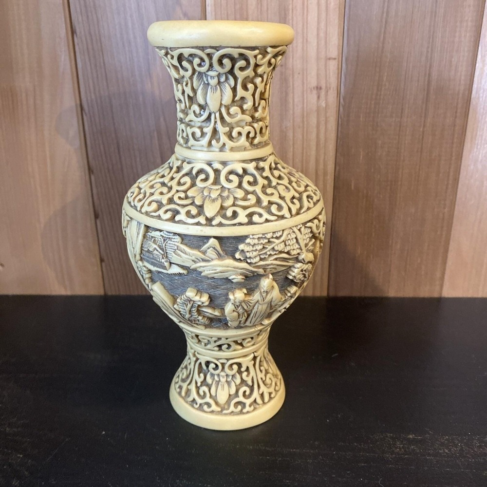 Vtg Asian-Style Carved Resin Vase Scenic Detail Ornate Homeโ Decor Made In Italy